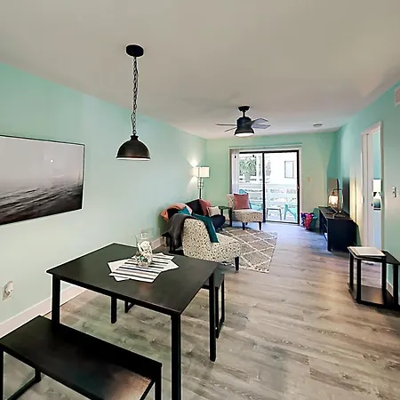 Fiddlers Cove Villa